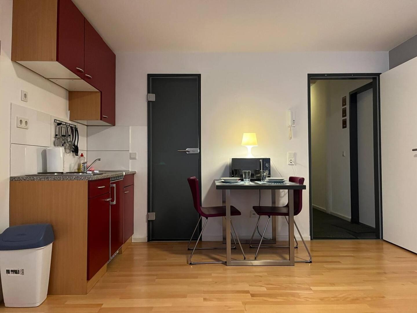 Simplex Apartments Am Ludwigsplatz Karlsruhe Exterior foto